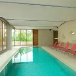 Logis Saint-nicolas & מלון