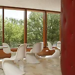 מלון Logis Saint-nicolas & 4*