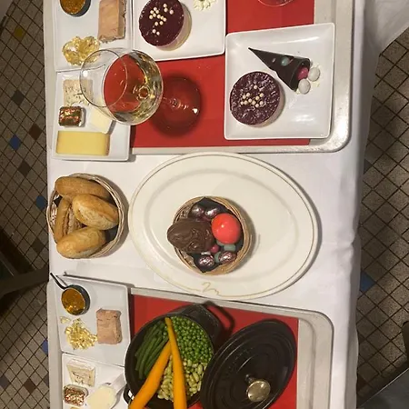 فندق Logis Saint-nicolas &