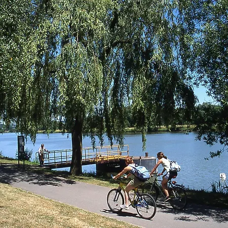 فندق Logis Saint-nicolas & 4*