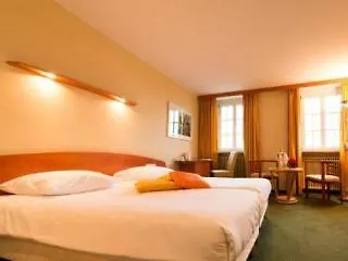 Logis Saint-nicolas & ريميش