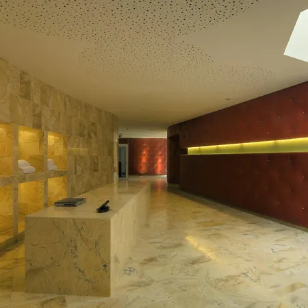 Logis Saint-nicolas & ريميش