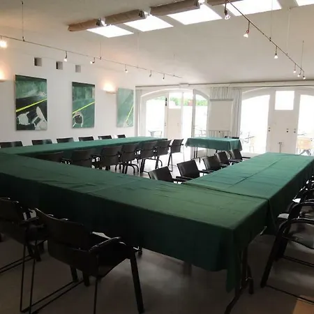 Logis Saint-nicolas & فندق ريميش