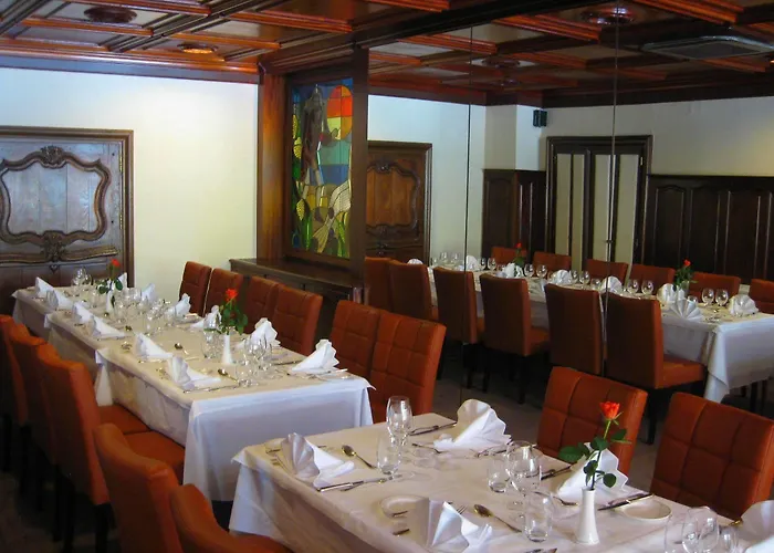 Hotel Logis Saint-nicolas &